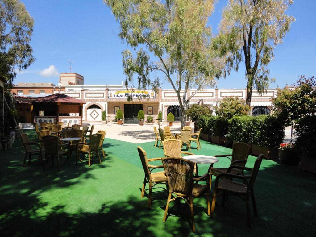 Hotel La Maruxina La Alameda de la Sagra المظهر الخارجي الصورة